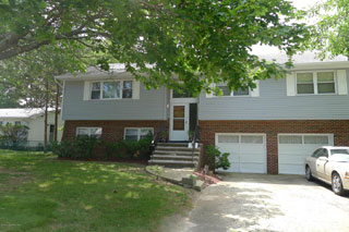 Long Branch, 3-4 bed, 2 bath Long Branch, 3-4 bed, 2 bath